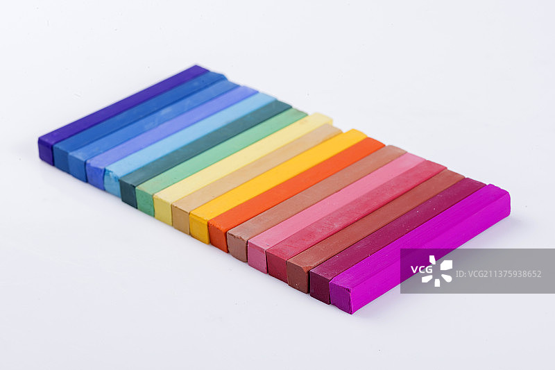 教学教具粉笔特写图片素材