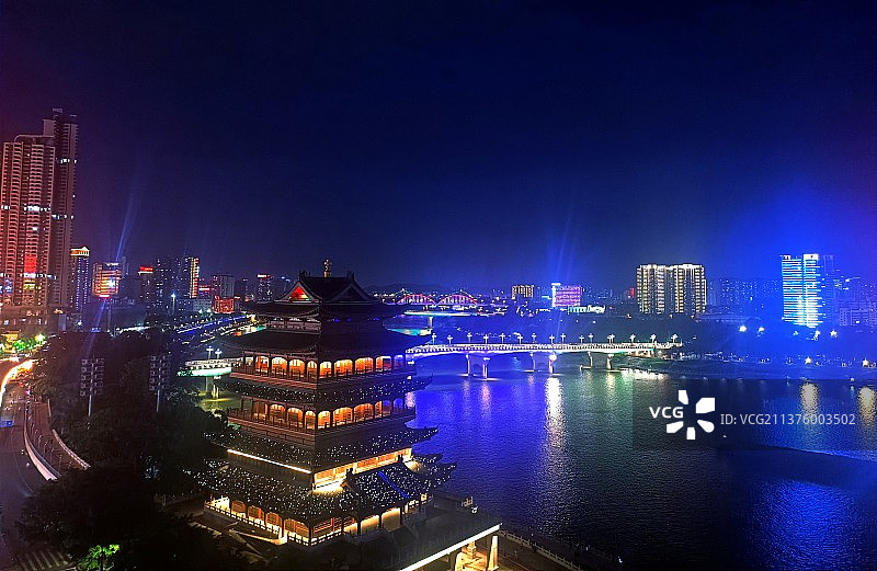 南宁城市建筑夜景风光图片素材