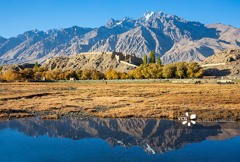 金草滩石头城风光图片素材