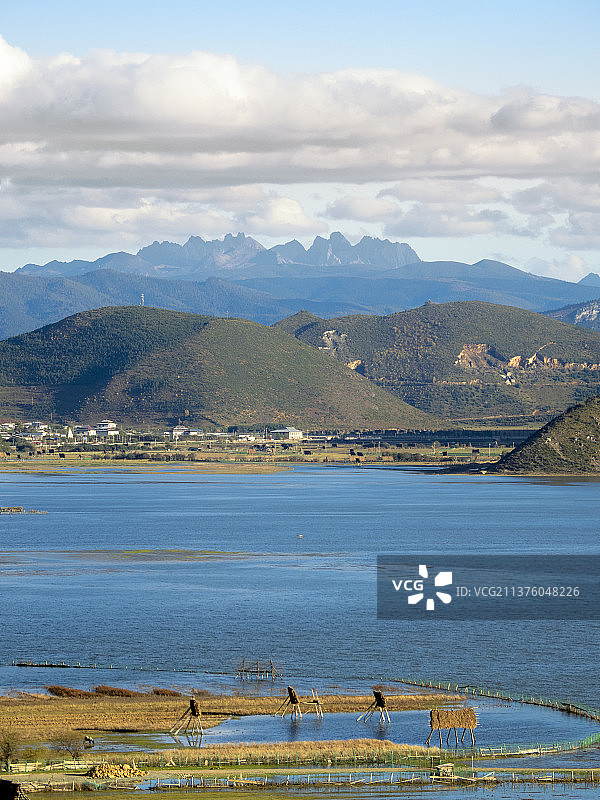涨水的纳帕海图片素材