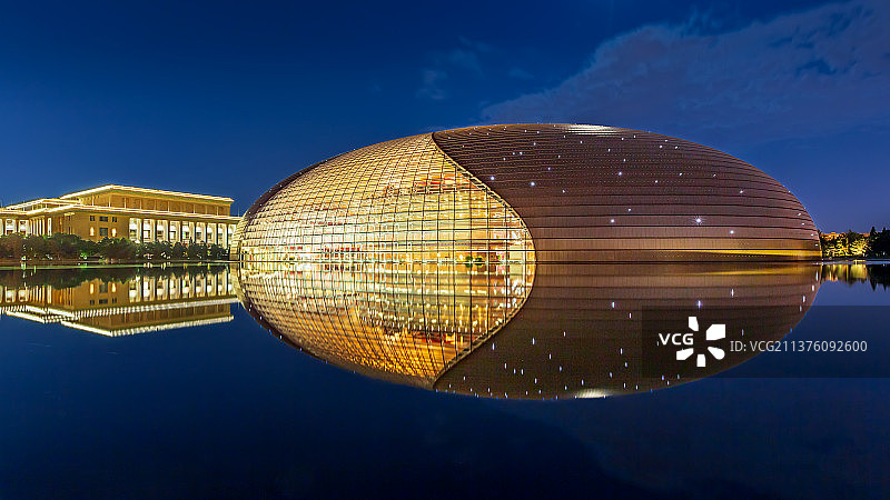 国家大剧院~夜景图片素材