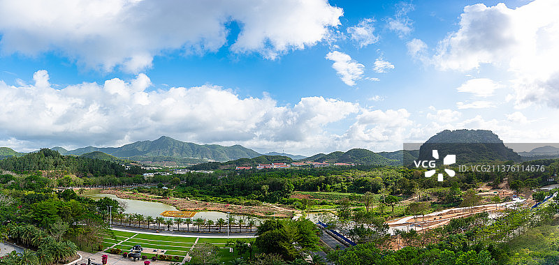 三亚学院及落笔洞鸟瞰图片素材