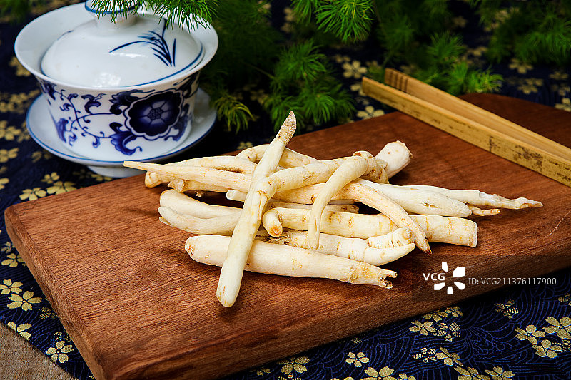 少量沙参图片素材