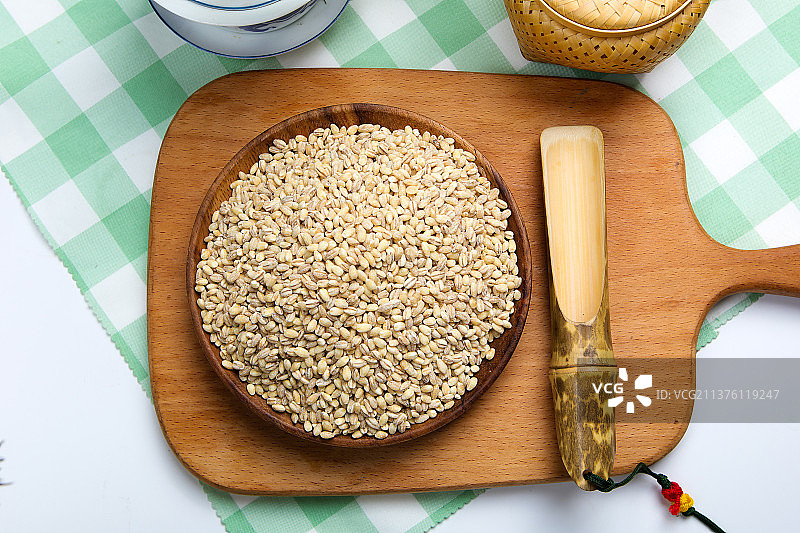 大量去皮麦仁米图片素材