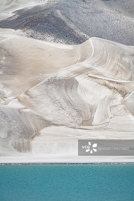 新疆帕米尔高原白沙湖图片素材