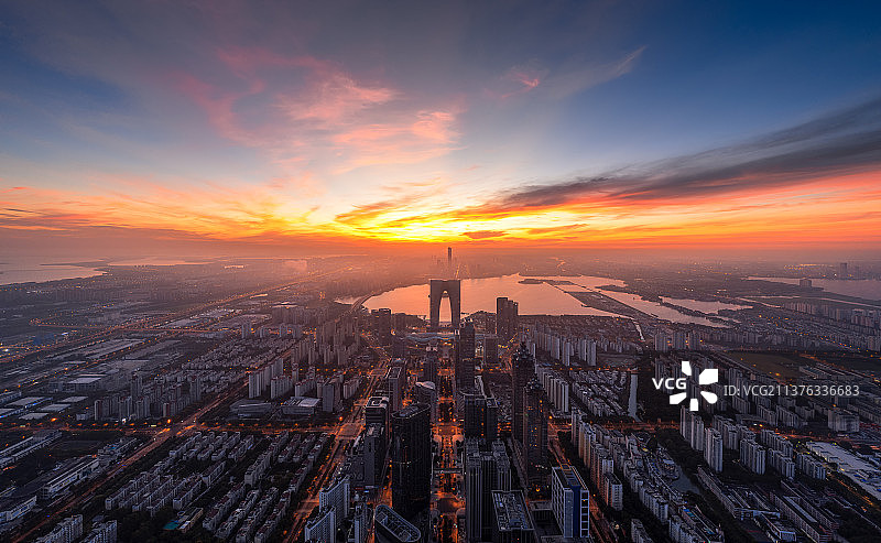 苏州朝霞火烧云图片素材