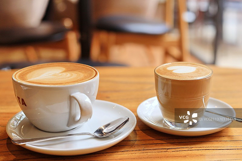 两杯咖啡图片素材