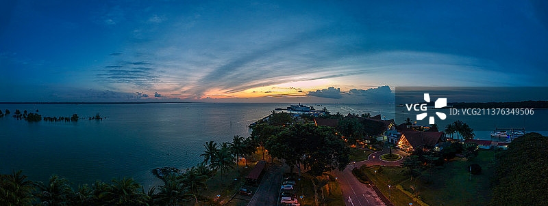 印度尼西亚，航拍民丹岛自然与人文风光图片素材