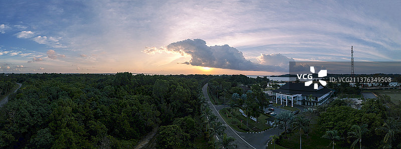 印度尼西亚，航拍民丹岛自然与人文风光图片素材