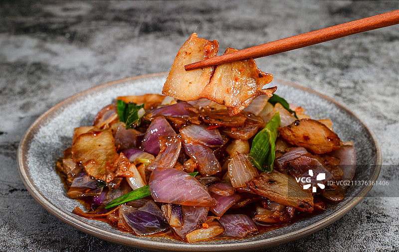 洋葱回锅肉图片素材