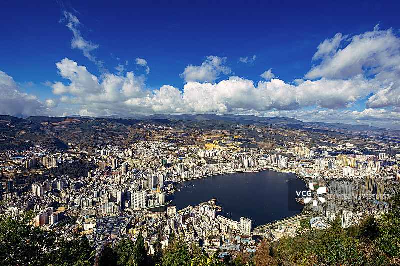 新兴之城个旧图片素材