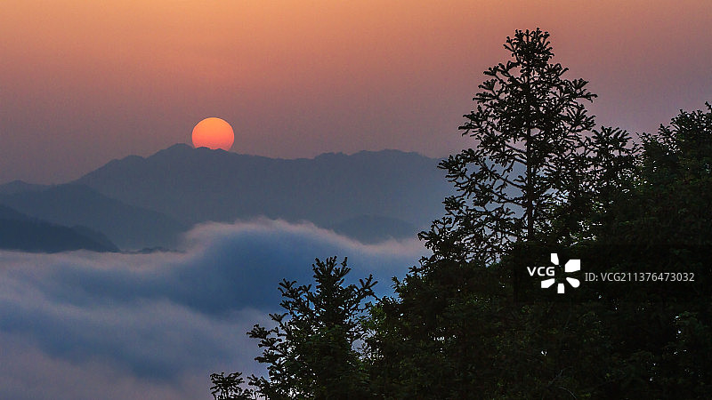 安徽大别山霍山日出美景图片素材