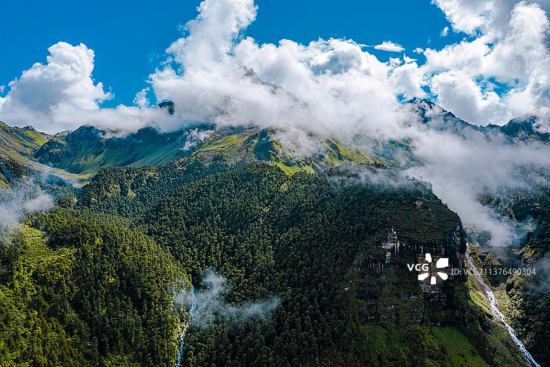 西藏山南市隆孜县玉麦乡新气象图片素材
