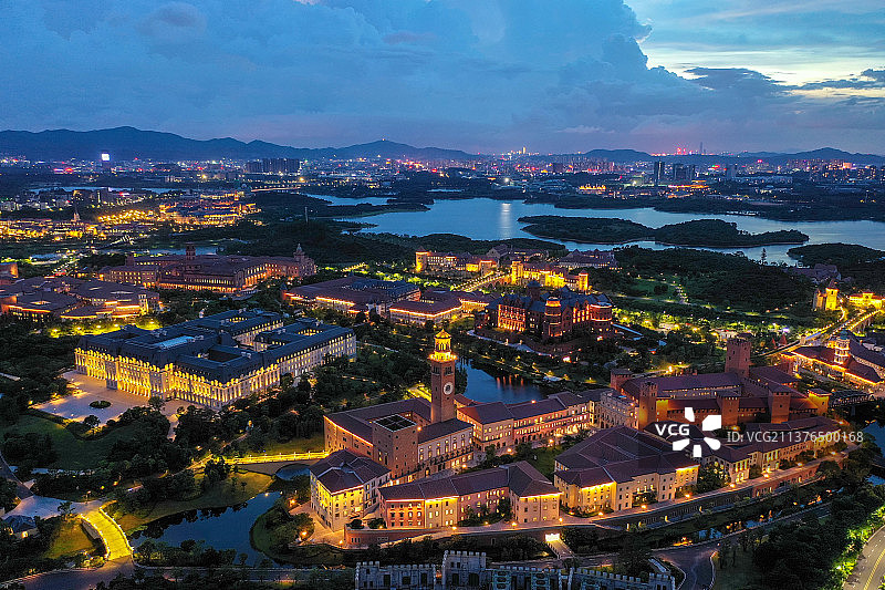 松山湖夜色图片素材