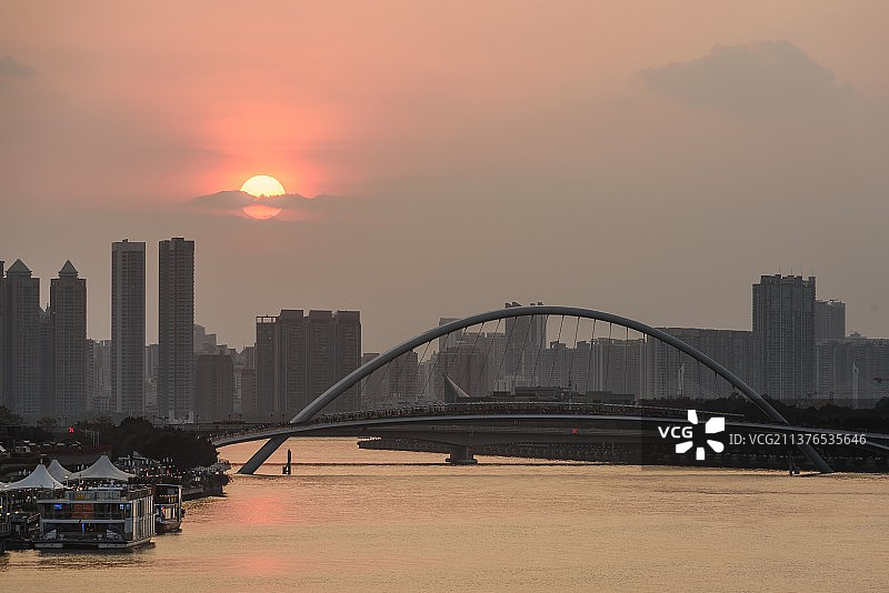 海心桥日落图片素材