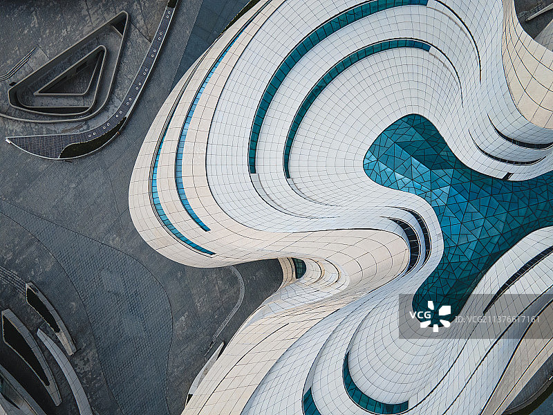 湖南长沙梅溪湖国际文化艺术中心大剧院航拍景色图片素材