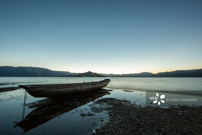 泸沽湖、丽江、里格半岛、日出、日落、独木舟、猪槽船、秋天、图片素材