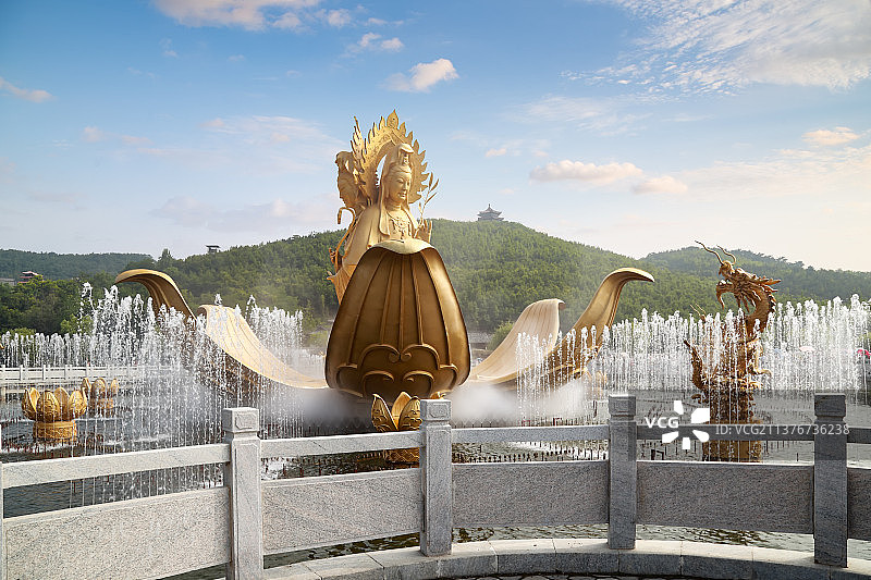 三面圣水观音喷泉图片素材