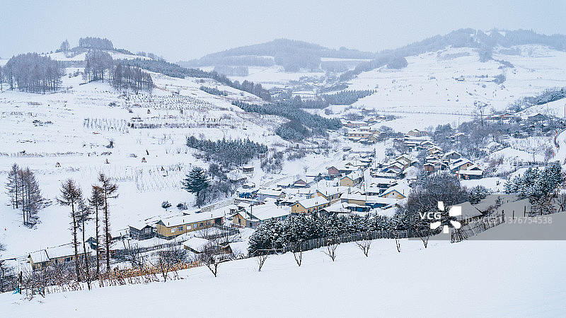 松岭雪村图片素材