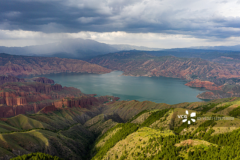 青藏高原湖泊青海坎布拉李家峡水库图片素材