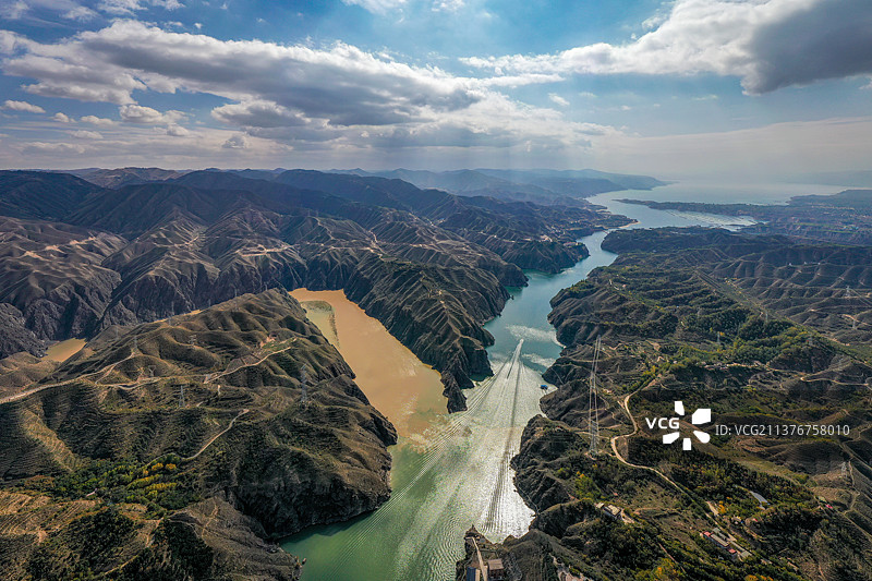 刘家峡黄河洮河交汇图片素材