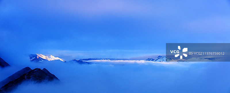 四川宝兴县达瓦更扎图片素材