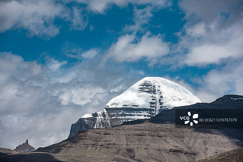 中国西藏冈仁波齐神山图片素材