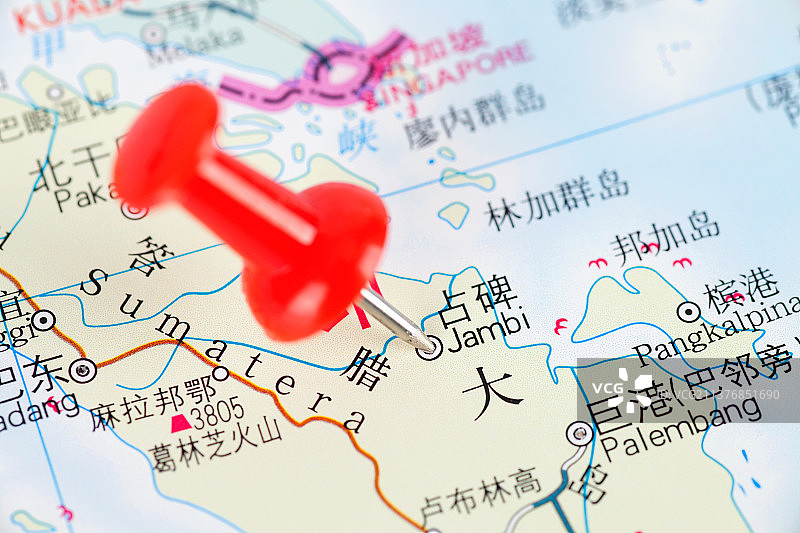 地图上被标注的印尼城市占碑图片素材