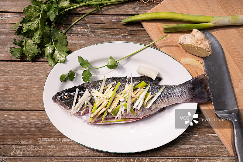 清蒸鱼烹饪准备工作图片素材