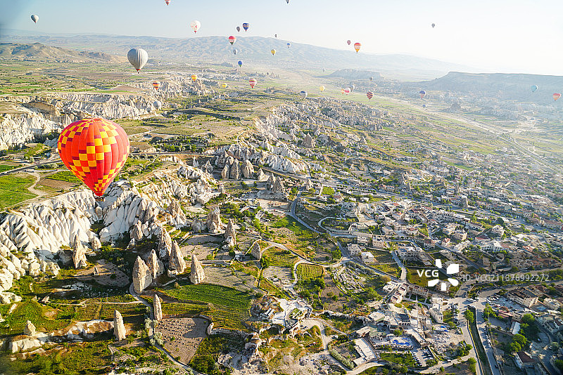 卡帕多奇亚热气球上的风景图片素材