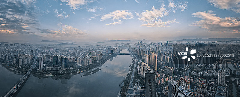 福州城市早晨晨雾图片素材