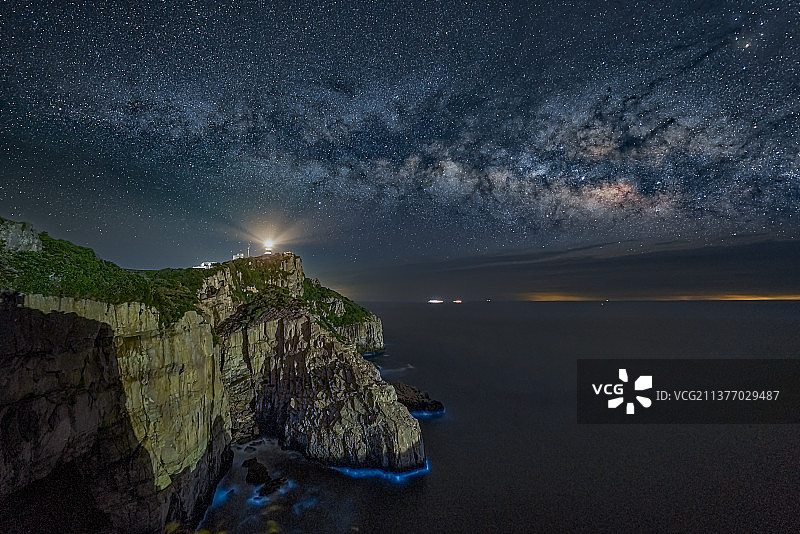 象山海洋岛屿渔山岛海滩海岸悬崖天空云彩星空银河星河灯塔夜景图片素材