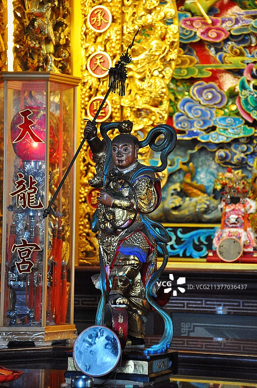 台湾高雄红毛港天龙宫哪吒图片素材