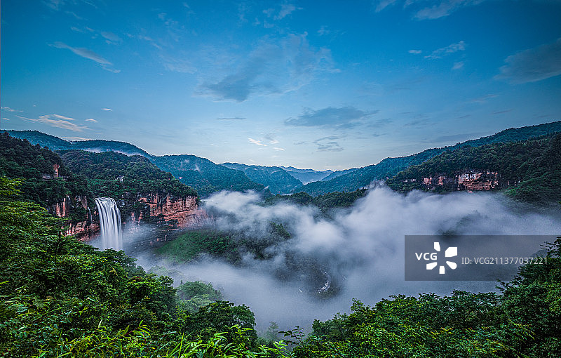 重庆市江津四面山望乡台瀑布图片素材