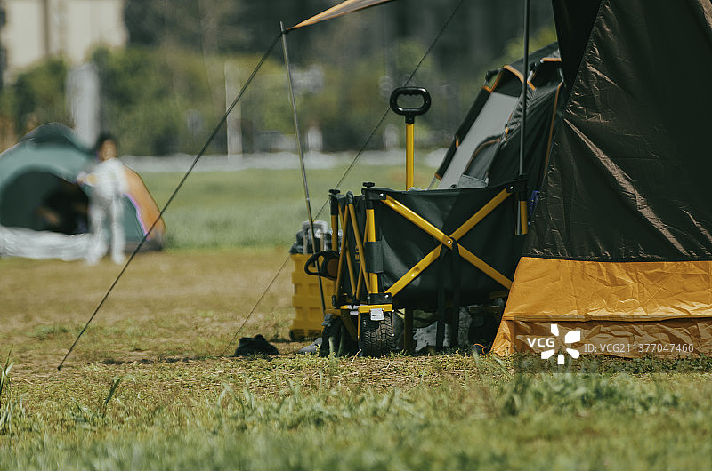 露营地和帐篷图片素材