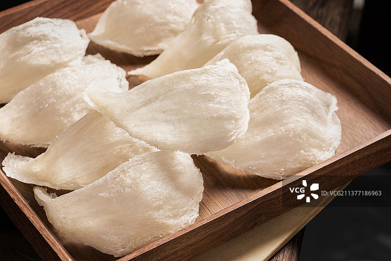 天然燕窝装盘展示图片素材