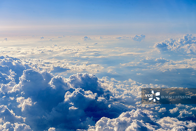 天上的云层图片素材
