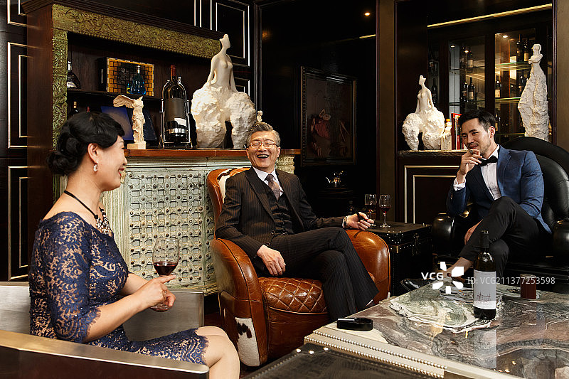 商务人士聚会图片素材