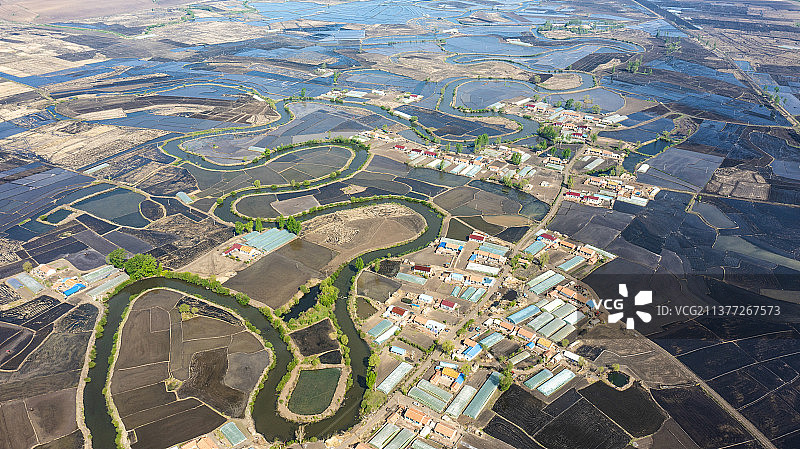 五月的卡岔河图片素材