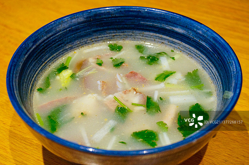 山东美食：羊肉汤图片素材