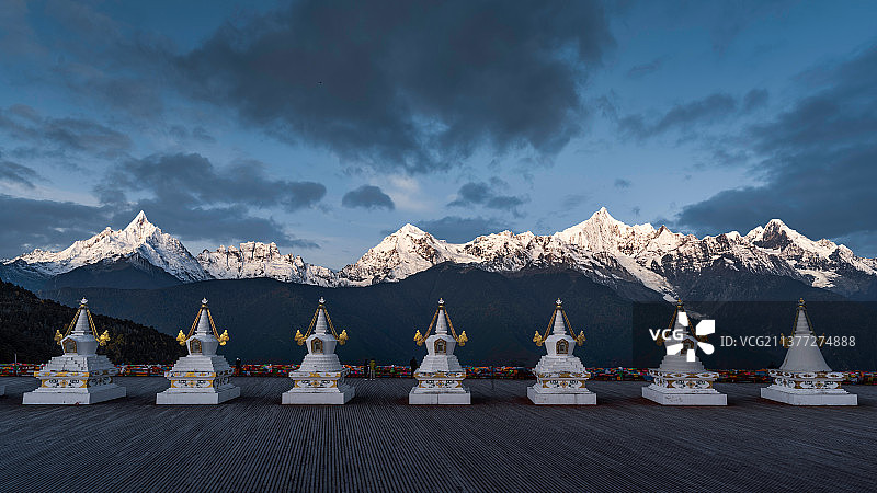 太子十三峰图片素材