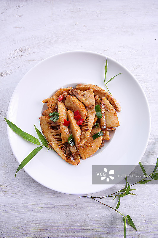 影棚拍摄中餐竹笋菜品图片素材