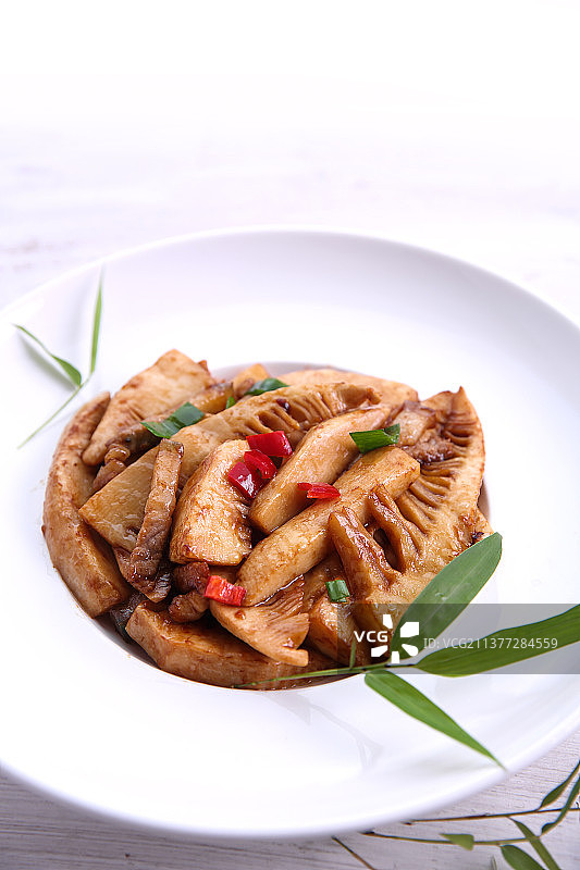 影棚拍摄中餐竹笋菜品图片素材
