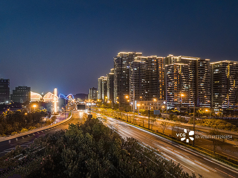广西南宁良庆五象新区夜景图片素材