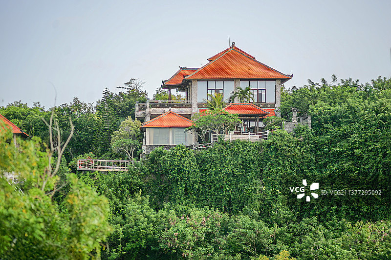 半山上的豪宅图片素材