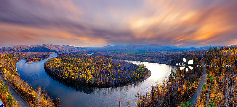 白鹭岛的秋色图片素材