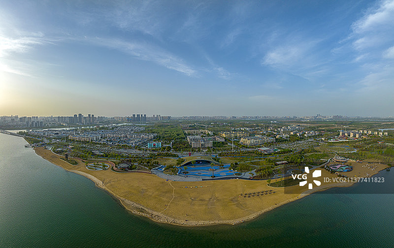 航拍襄阳汉江鱼梁洲城市全景风光图片素材