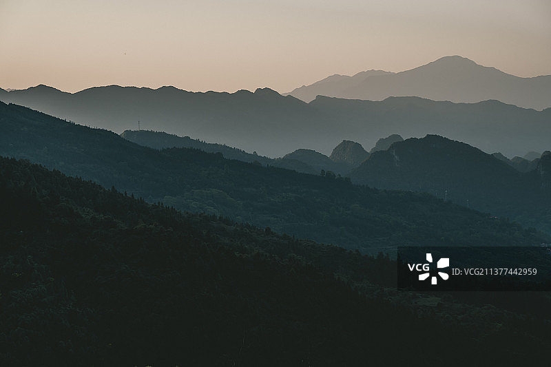 清远连南千年瑶寨日落图片素材