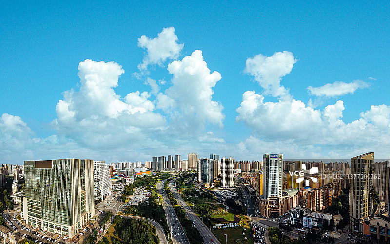 沈阳 浑南区 浑南中路 体育馆 万达广场 体育中心 万象九宜城 浑河大桥图片素材