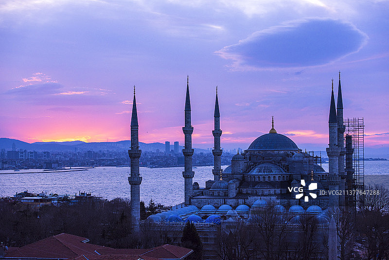 土耳其伊斯坦布尔蓝色清真寺日出风光图片素材